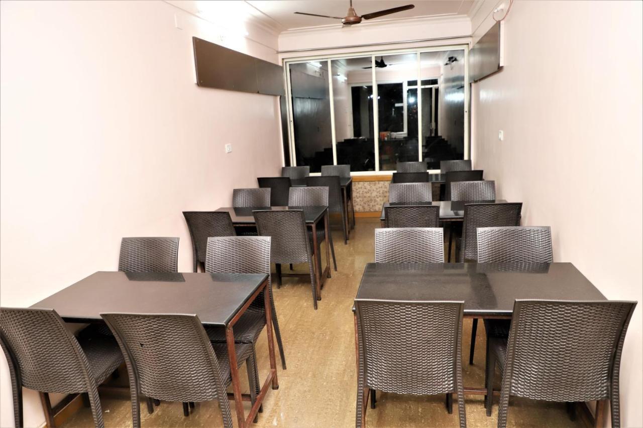 River Palace - A Valley View Hotel Panchgani Bagian luar foto