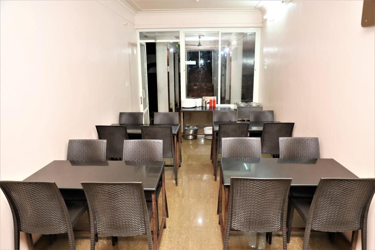 River Palace - A Valley View Hotel Panchgani Bagian luar foto